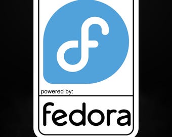 Pegatina "Powered by Fedora" – Pegatina de vinilo mate para Linux, ideal para desarrolladores y administradores de sistemas.