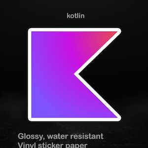 Peut inclure: Un autocollant en vinyle brillant et résistant à l'eau avec un dégradé de violet et de rose, bordé de blanc. Le mot "kotlin" est au-dessus du graphique. Disponible en différentes tailles.