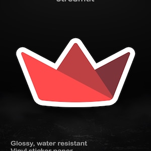 Puede incluir: Una pegatina roja y blanca con forma de corona, con la palabra "streamlit" encima. La pegatina está hecha de papel adhesivo de vinilo brillante, resistente al agua y disponible en diferentes tamaños.