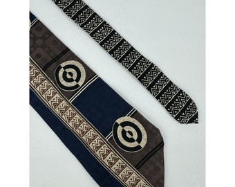 Vintage Oscar De La Renta Silk Tie: Geometric Abstract Design