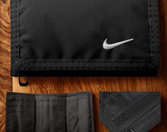 New Old Stock Nike Black Tri-Fold Wallet – Original 2000s Classic – Unused Vintage Style