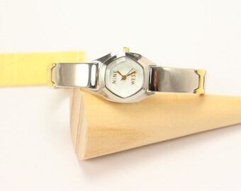 Ladies NINE WEST Stainless Steel Gold Plated Watch Vintage New 1990 s white Dial Etsy