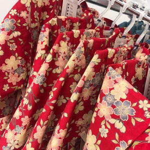 KIMONO BEBE et ENFANT, tissu japonais, fleurs de sakura image 3