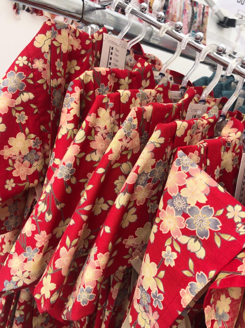KIMONO BEBE et ENFANT, tissu japonais, fleurs de sakura image 3
