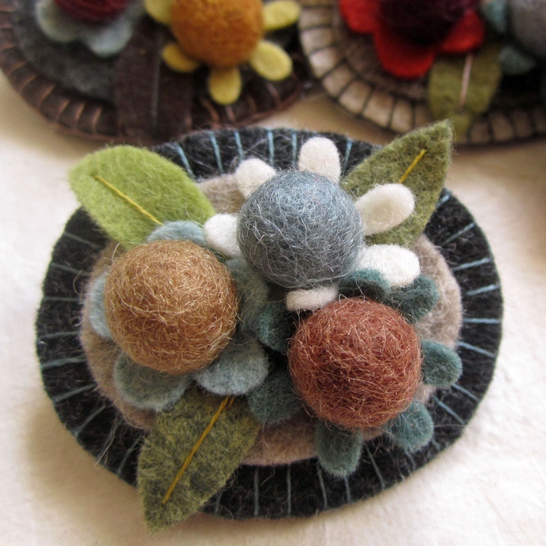 Handmade Felt Flower Bunch Brooch Blueberry