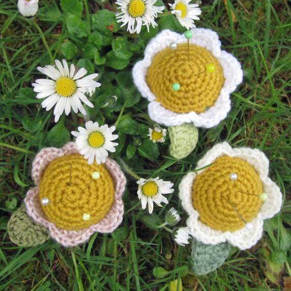 custom Chamomile flower crochet pincushion
