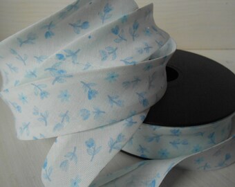 Bias Tape Binding Cotton Pale Blue Flowers 1" width 5 Yards Double Folded