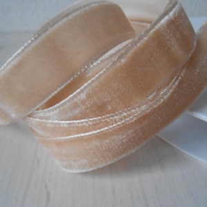 Nastro di Velluto Alta Qualità mm 16 mt 5 Beige