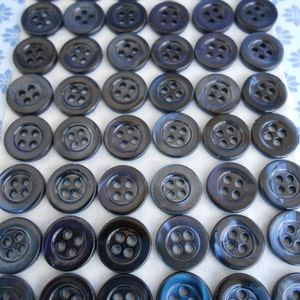 Bottoni in Madreperla Blu Scuro pz 12 mm 10