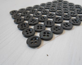 Buttons Natural Mother of Pearl  12 pcs Black