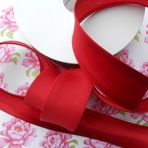 Capesaro White Ribbon - Solid Color Satin Ribbon,1/8 inch x 100 Yards  Double Face Gift Ribbon for Crafts