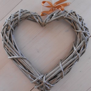 Heart Wreath Natural Wicker cm 30
