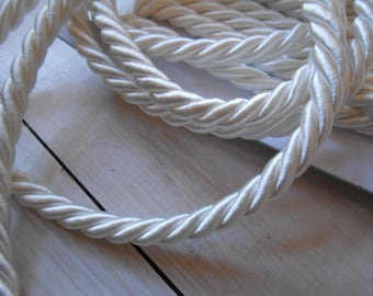 Thick Cord Twisted Satin Off White 5 yards 7.5 mm width Passementerie