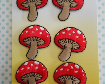 Parches termoadhesivos de hongos, juego de 6 apliques bordados