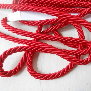 Kordel Twisted Satin Rot 5 m mm 7,5 Posamentenborte Polsterborte