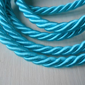 Satin Twisted Cord Türkis 5 Meter mm 7,5 Posamentenborte