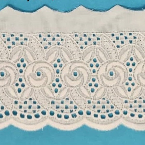 Dentelle Œillet Large Anglaise Broderie Coton Blanc 3 1/2 » largeur 1 Yard