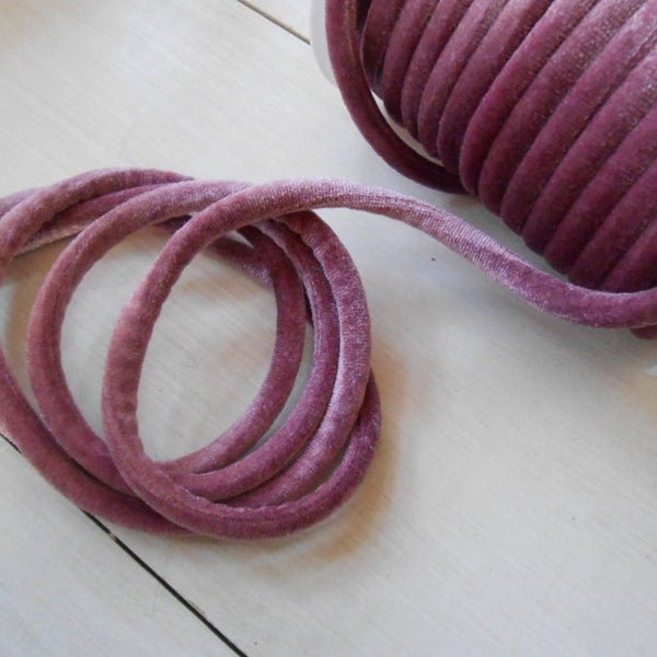 Velvet Trim Tubing Stretch Cord Antique Rose 7 mm 2 yards