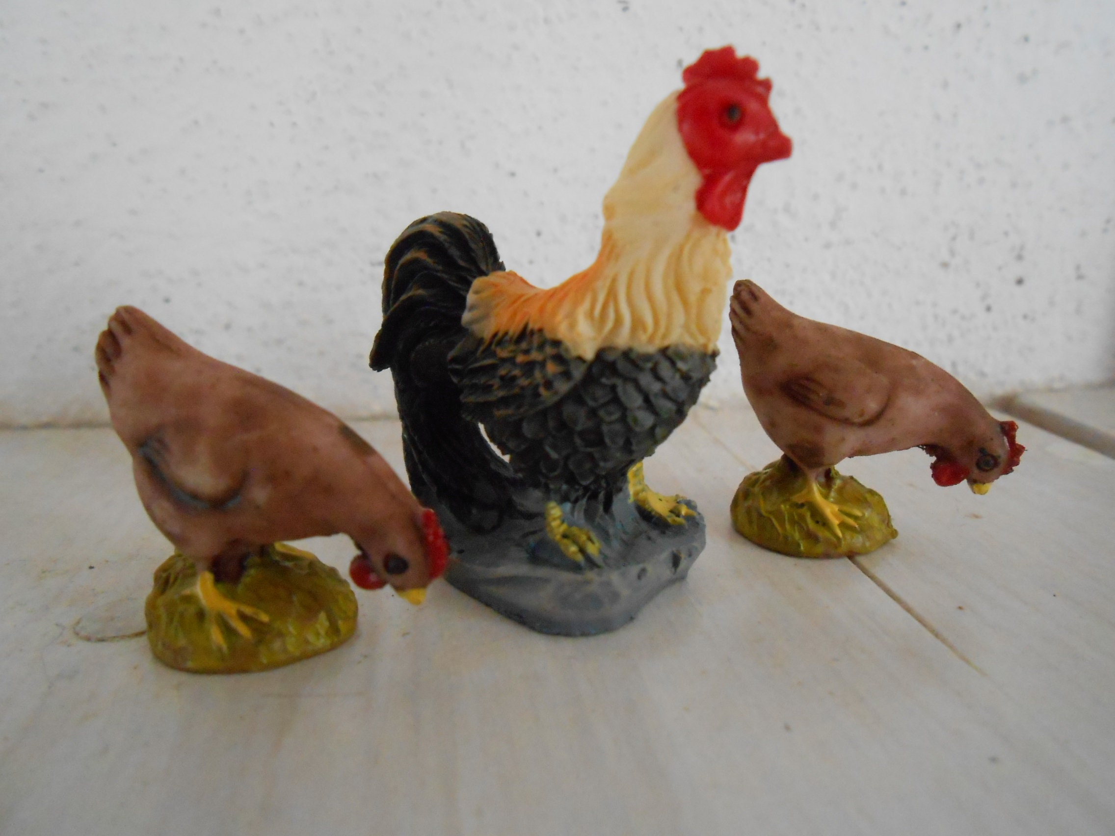 Cute Country Chicken Decor Quaint Farm Figurine Made in the USA Hen on Nest 
