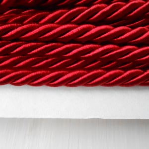 Cord Twisted Satin Rot 5 m mm 7,5 Posamentenborte