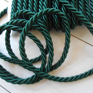 Cord Twisted Satin Waldgrün 5 Meter mm 7,5 Posamenten-Polsterung