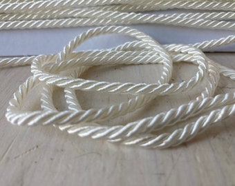 Cord Twisted Trim 1/8" width 5 yards Off White Upholstery Passementerie