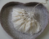 Tassels Ivory Satin 4 pcs