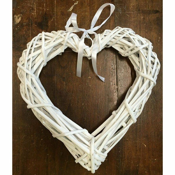 Couronne coeur en osier naturel 20 cm blanc