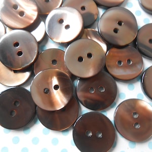 Bottoncini in Madreperla 10 pz LIN 24 Marrone