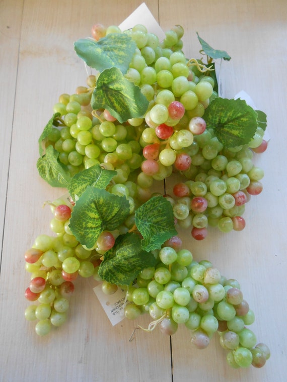 Decorazione Tavola Frutta Finta 3 Colori 3 Grappoli UVA Frutta Finta per Ufficio Natale Fotografia Festa UVA Artificiale Realistica GUOYU UVA Artificiale Decorativa Halloween Decorazione Tavola Frutta Finta 3 Colori 3 Grappoli UVA Frutta Finta per Ufficio Natale Fotografia Festa UVA Artificiale Realistica GUOYU UVA Artificiale Decorativa Halloween