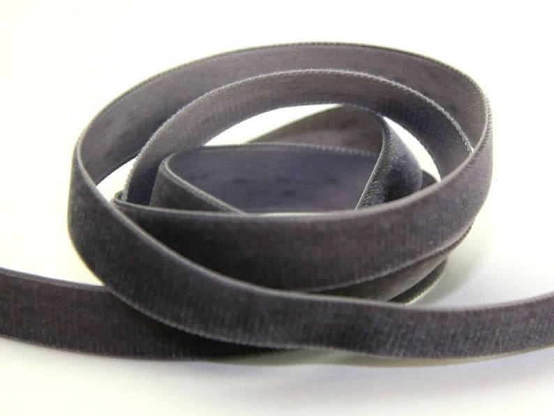 Velvet Ribbon Grey 5 Yards 58width