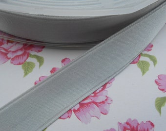 Ribbon Satin Double Face Pearl Gray 5/8"width 30 yds