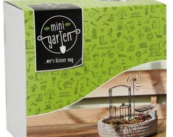 Mini Garden Set Fairy Garden Furniture Outdoor Doll's House Furnishing Terrarium