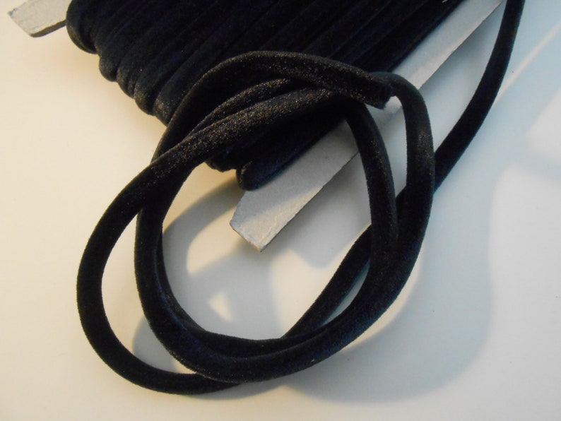 Terciopelo Recortar Tubo Negro Tubo Cable 5 mm 2 yds imagen 2