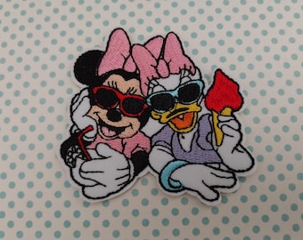 ミニーとデイジーのアイロン刺繍パッチアップリケディズニー