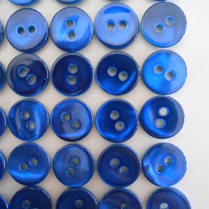 Buttons Mother of Pearl 6 pcs Royal Blue