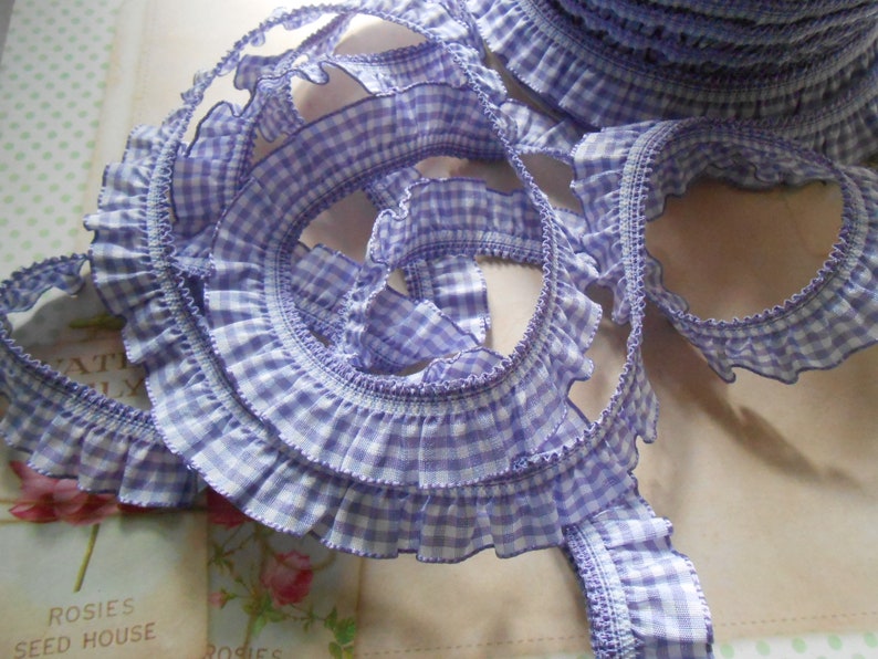 Flounced Gingham Frill Trim Lilac 34 width 5 yds