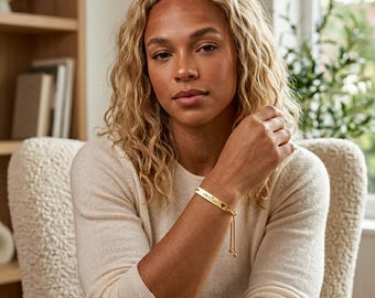 Pulsera con barra calada en forma de corazón grabada / Cadena ajustable, placa con el nombre "I am ChoZen".