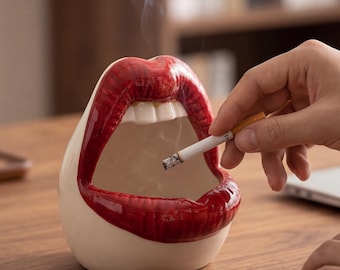 Lips Ashtray, Resin Mouth Shaped Ash Tray, Home Decor, Unique Gift for Smokers And Father, Multi-Use Vanity Organizer for Home Bar, Desk