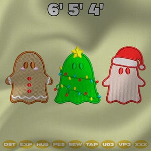 Puede incluir: Tres diseños bordados con temática navideña: un hombre de jengibre, un árbol de Navidad con luces y un fantasma con un gorro de Papá Noel. El texto "6' 5' 4'" está en la parte superior. La parte inferior tiene abreviaturas de formatos de archivos de bordado.
