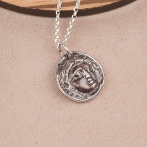 Collana con pendente Atena in argento sterling