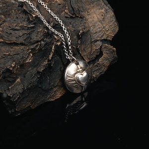 Sterling Silver Sacred Heart Pendant Necklace
