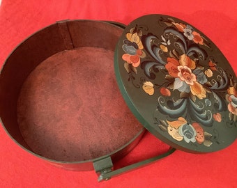 Norwegian Rosemaling -- Bentwood Tine Box with Handle-- Hand Painted by Pat Virch