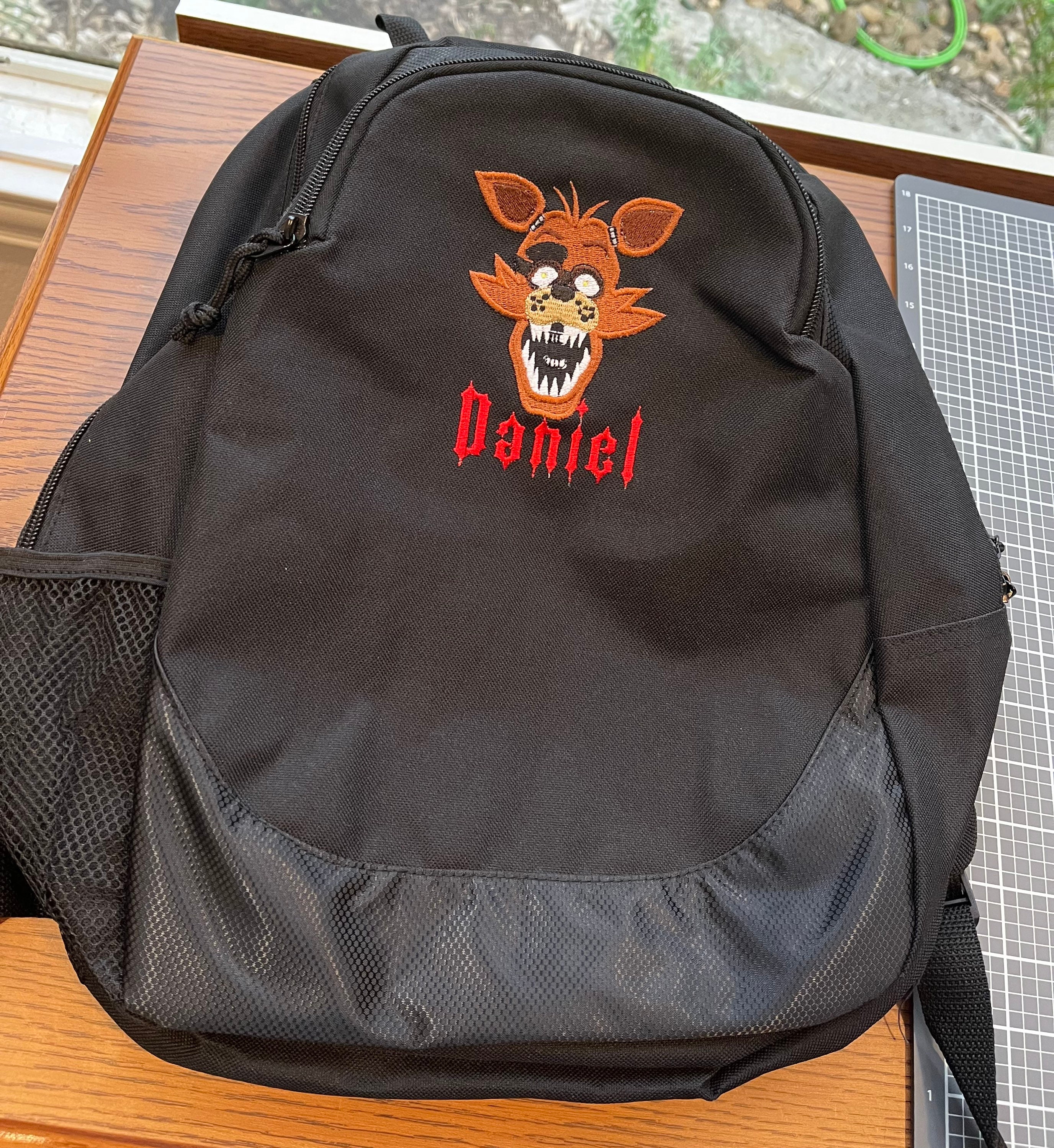 Five nights at top freddy's school bag