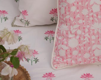 Jaipur Fitted Printed Bedsheet Set, 100% Cotton Percale Bedding, Pink Lotus Floral Bedsheet, Indian Bedding Set, Home Decor, Gift for Mom