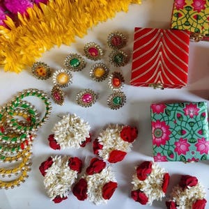 30 Wedding Pearl Bracelet Ring Set, Haldi Mehandi Favor