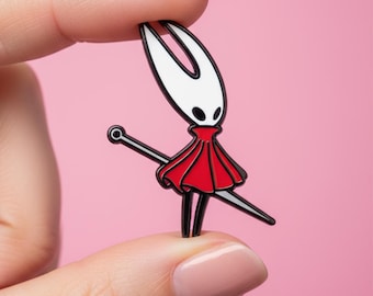Hollow Knight Silksong Hornet Emaille-Anstecknadel – Schwarzes Nickel-Anstecker, Geschenk für Cosplayer und Gamer