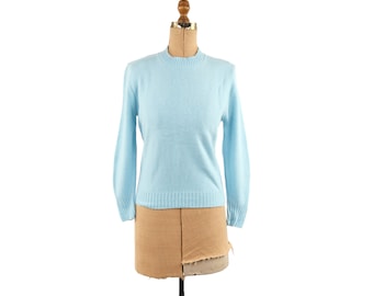 Vintage 70s Pale Pastel Sky Blue Crew Neck Preppy Soft Acrylic Pullover Preppy Knit Sweater L