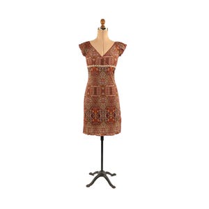 Y2K Tapestry Print Babydoll Dress: Vintage 00s Empire Waist