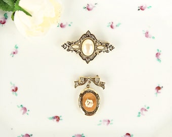 Vintage 70s 80s Gold Romantic Victorian Style Cameo Locket Dress Brooch Pin